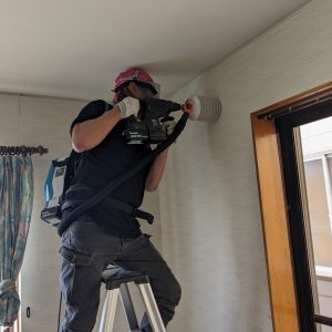 エアコン取付は当店スタッフが行います！