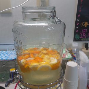 熱中症対策でお店はクールオアシス　スペースしています。