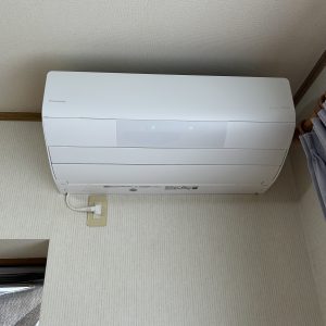 毎日エアコン工事しております