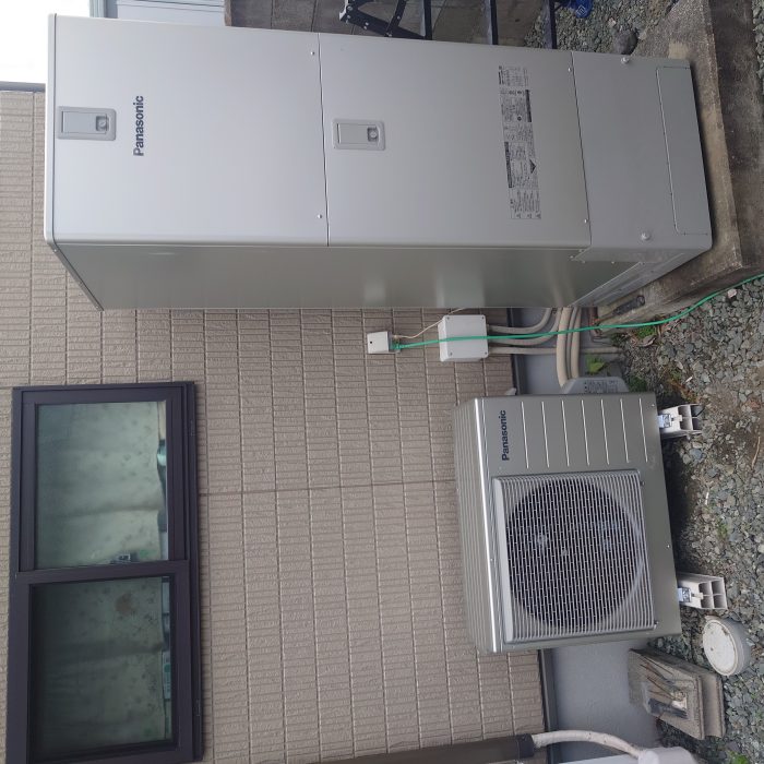 甲斐市　F様邸　エコキュート設置